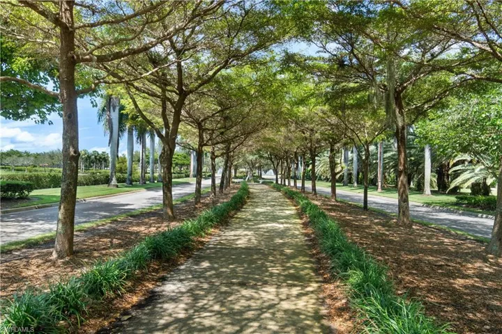 9856 Corso Bello Dr, Naples, Florida 34113