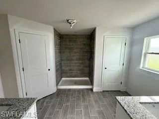 2833 Nw 21st Pl, Cape Coral, Florida 33993