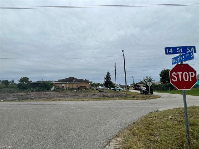 CLEAN CORNER LOT