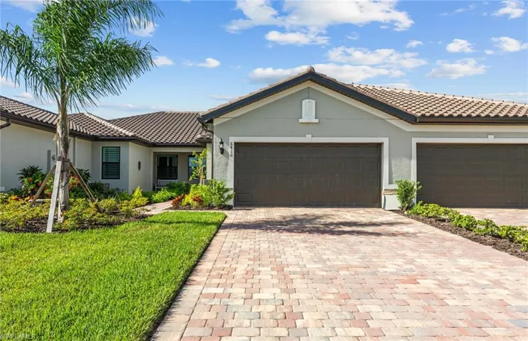 Photos are from a completed home of the same model. Options for this home may vary.