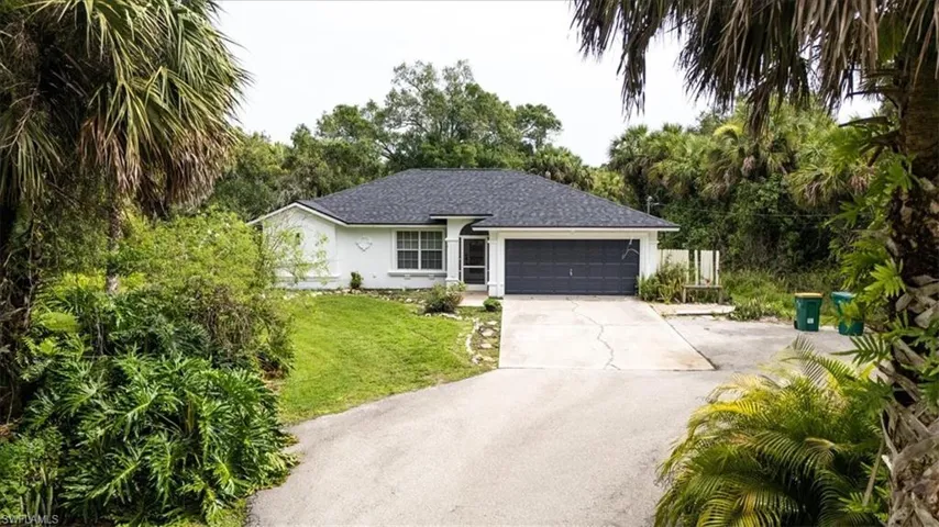 3785  26th SE AVE, Naples, FL 34117