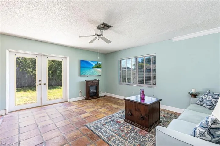 3423 Corana Way, Naples, Florida 34105
