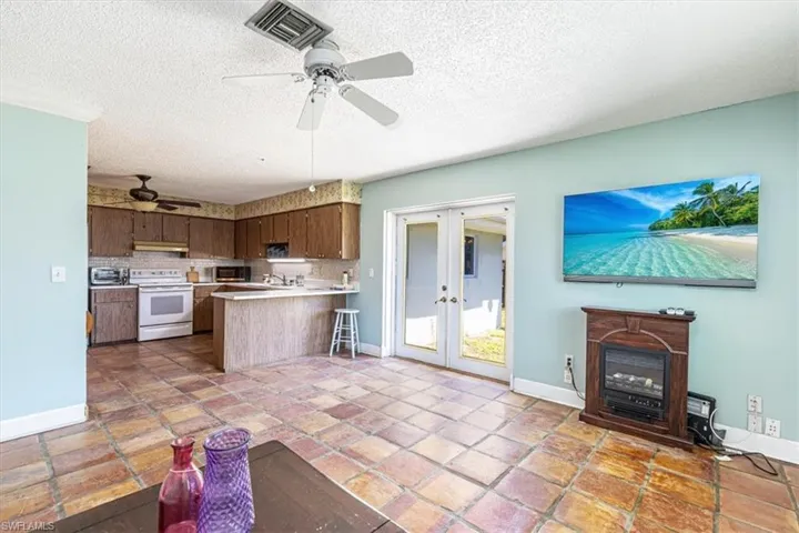 3423 Corana Way, Naples, Florida 34105