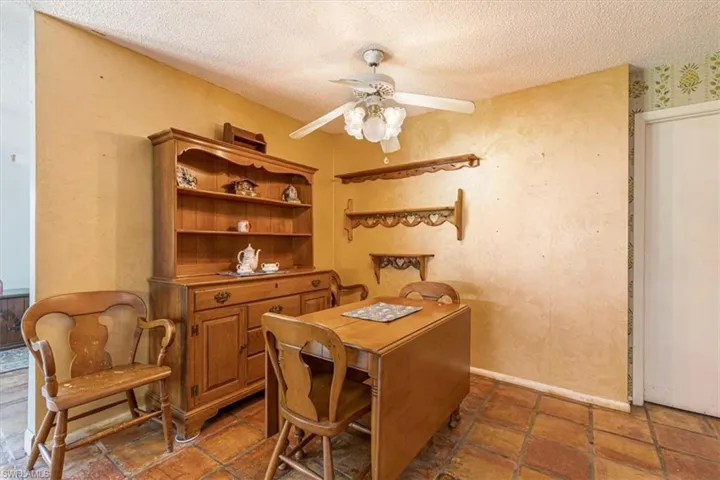3423 Corana Way, Naples, Florida 34105