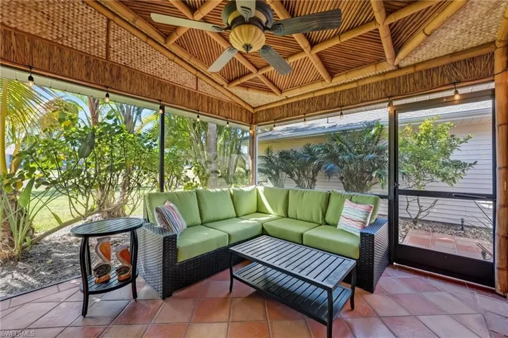 Beautiful Screened in Patio
