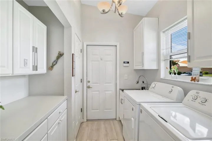 17819 Modena Rd, Miromar Lakes, Florida 33913