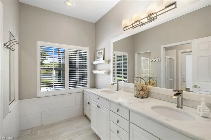 17819 Modena Rd, Miromar Lakes, Florida 33913