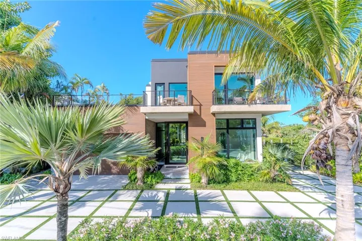 1100 Sandpiper St, Naples, Florida 34102