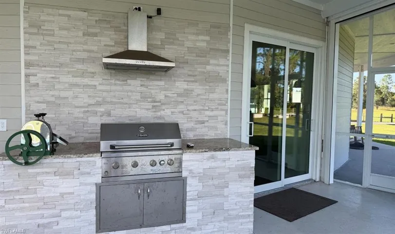 20301 Langford Rd, Alva, Florida 33920