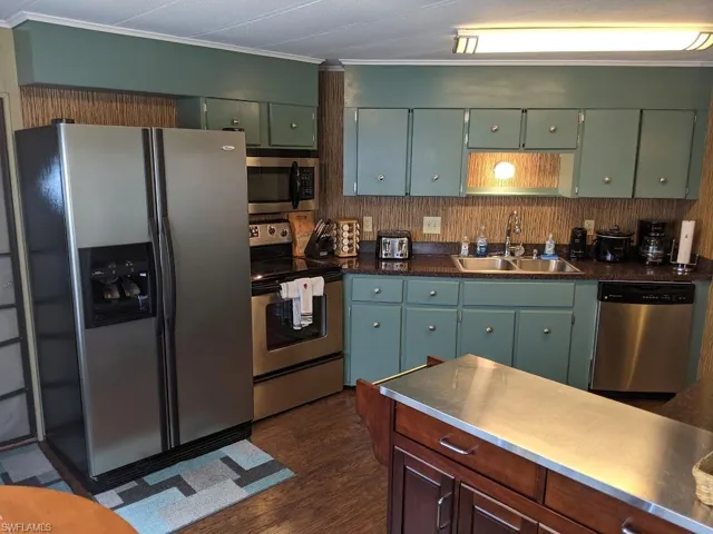 10011 Merion Ct, North Fort Myers, Florida 33903