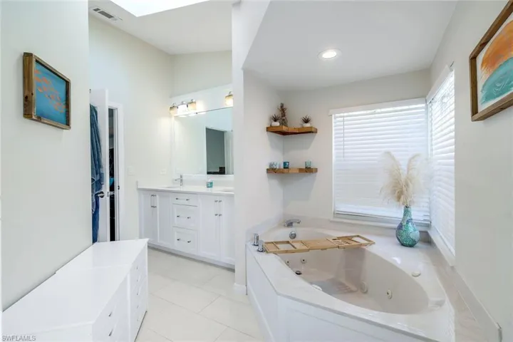 9911 Laketree Ct, Fort Myers Fl 33967