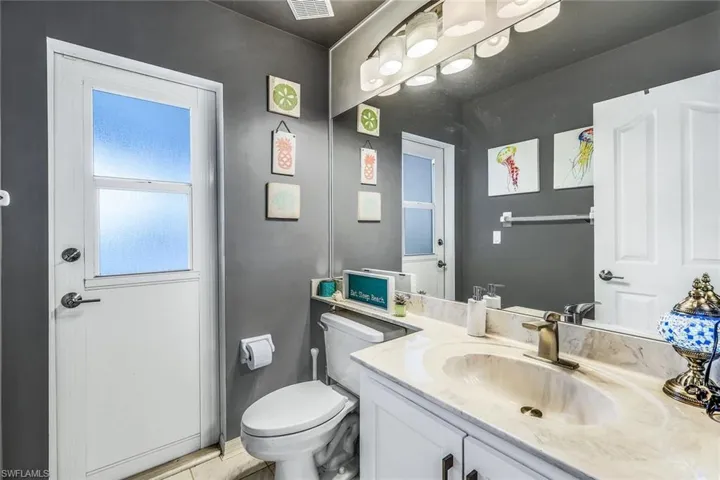 9911 Laketree Ct, Fort Myers Fl 33967