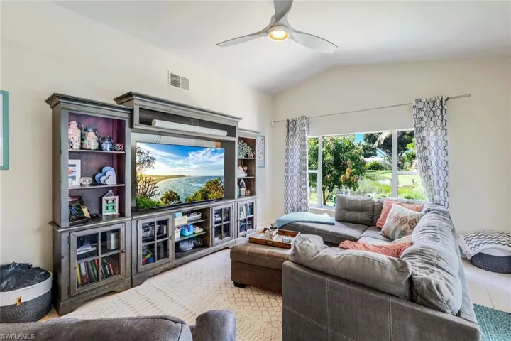 9911 Laketree Ct, Fort Myers Fl 33967