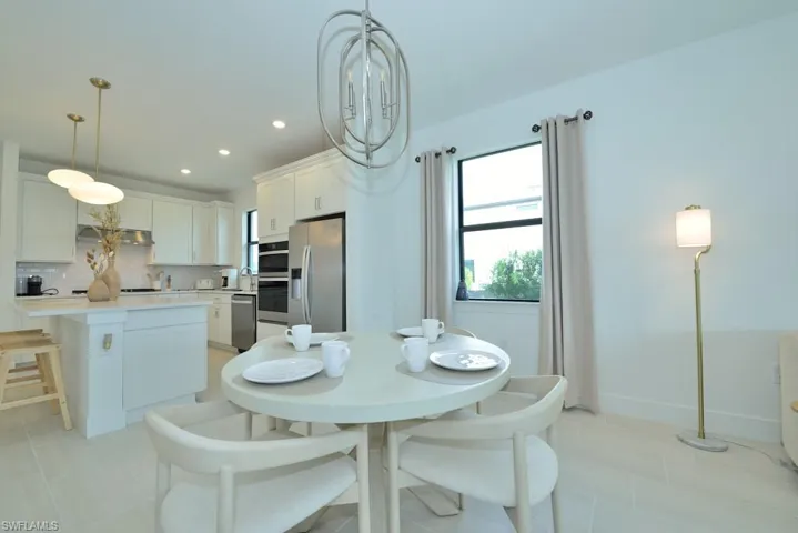 1904 Sierra Ct, Naples, Florida 34120