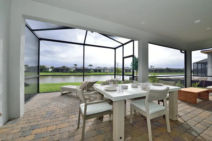 1904 Sierra Ct, Naples, Florida 34120