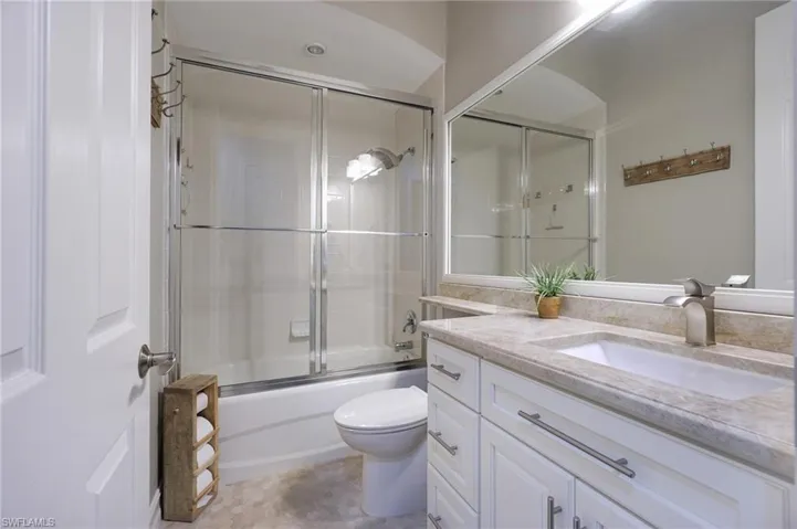 6801  Bent Grass  DR, Naples, FL 34113
