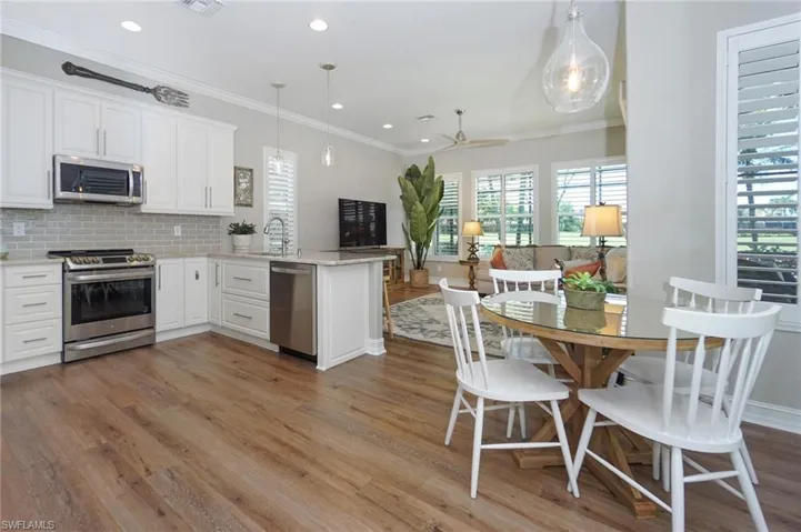 6801  Bent Grass  DR, Naples, FL 34113