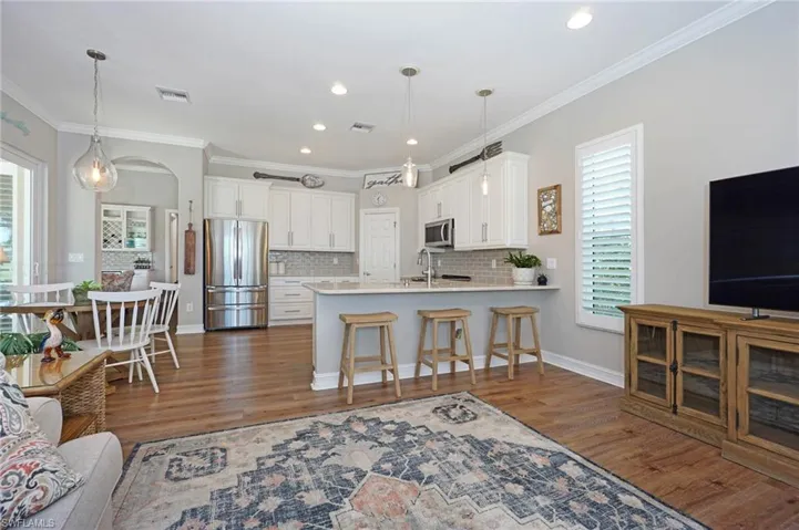 6801  Bent Grass  DR, Naples, FL 34113