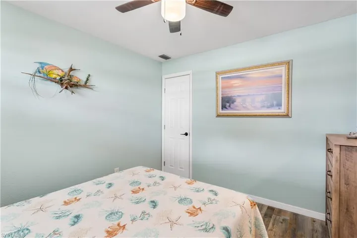 14937-Bedroom