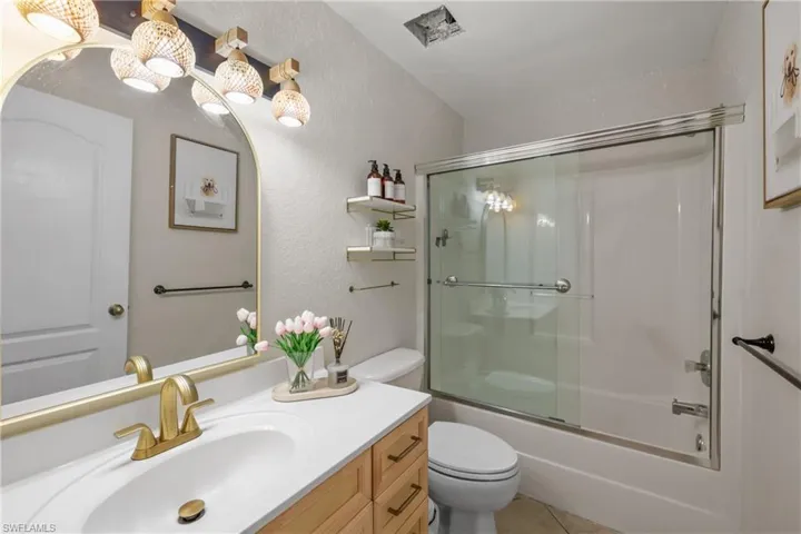 2250 Sw 20th Ave, Cape Coral, Florida 33991