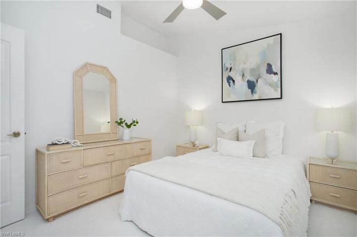 1550 Weybridge CIR # 37, NAPLES FL 34110