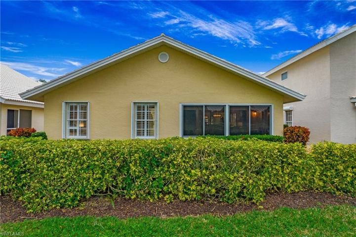 1550 Weybridge CIR # 37, NAPLES FL 34110