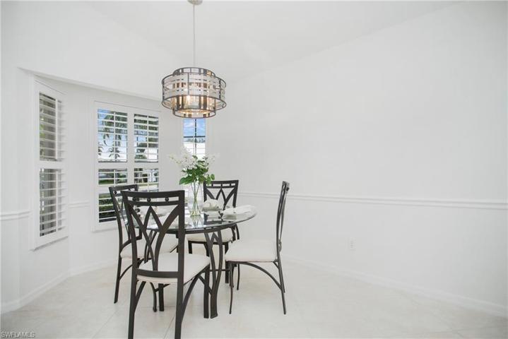 1550 Weybridge CIR # 37, NAPLES FL 34110