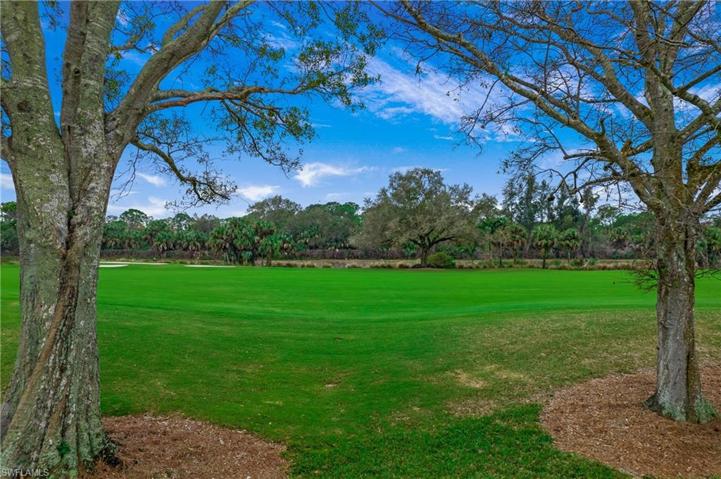 1550 Weybridge CIR # 37, NAPLES FL 34110