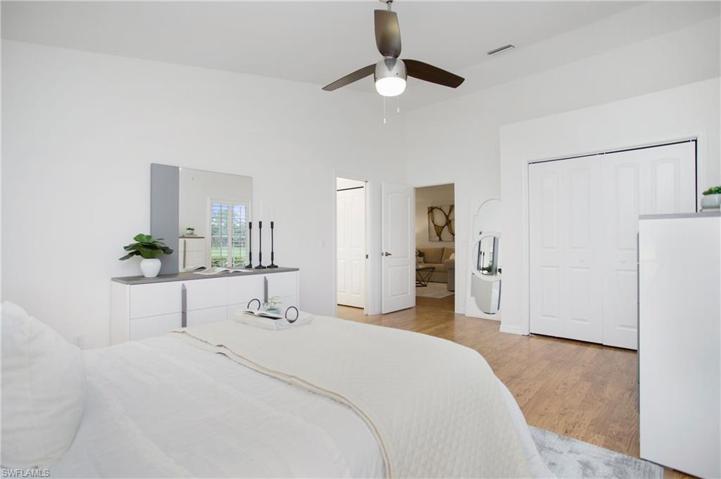 1550 Weybridge CIR # 37, NAPLES FL 34110