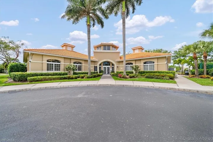 2099 Grove Dr, Naples, Florida 34120