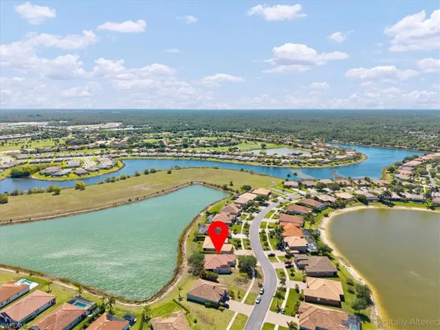 2099 Grove Dr, Naples, Florida 34120