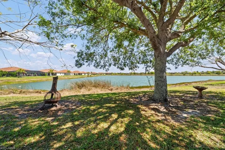2099 Grove Dr, Naples, Florida 34120