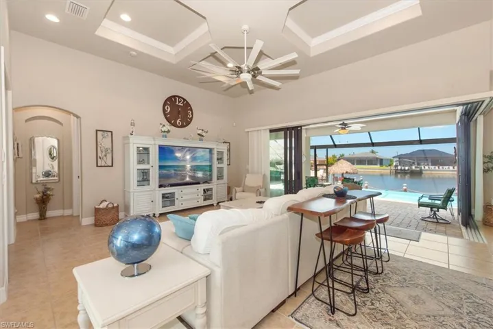 1614 Nw 43rd Ave, Cape Coral, Florida 33993