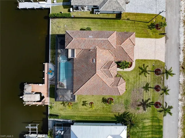 1614 Nw 43rd Ave, Cape Coral, Florida 33993