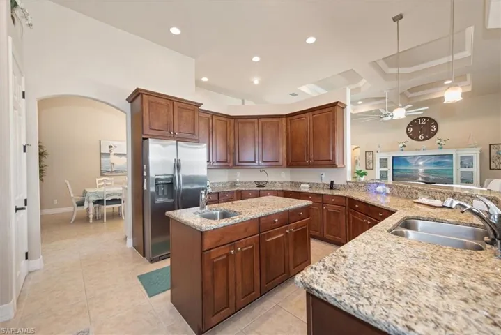 1614 Nw 43rd Ave, Cape Coral, Florida 33993