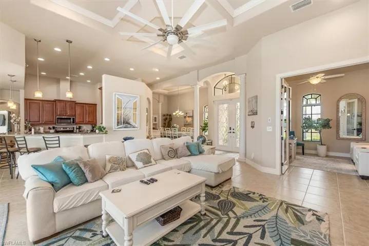 1614 Nw 43rd Ave, Cape Coral, Florida 33993