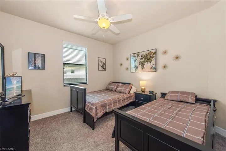 1614 Nw 43rd Ave, Cape Coral, Florida 33993