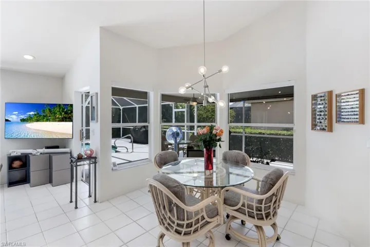 4332  Mistlethrush  LN, Naples, FL 34119