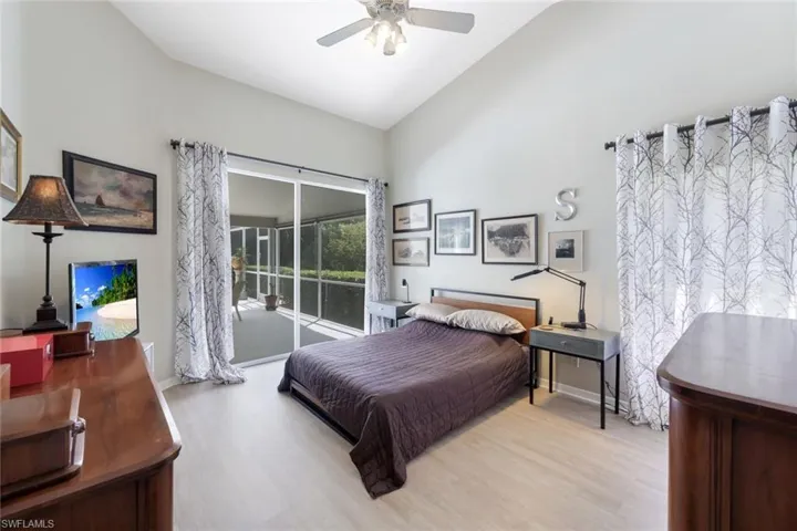 4332  Mistlethrush  LN, Naples, FL 34119