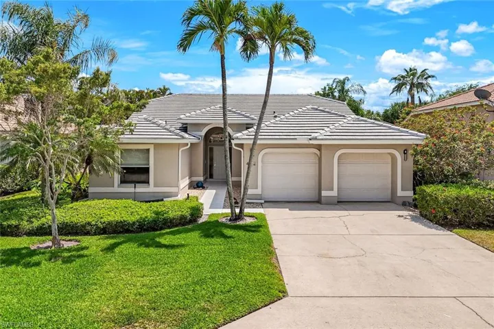4332  Mistlethrush  LN, Naples, FL 34119