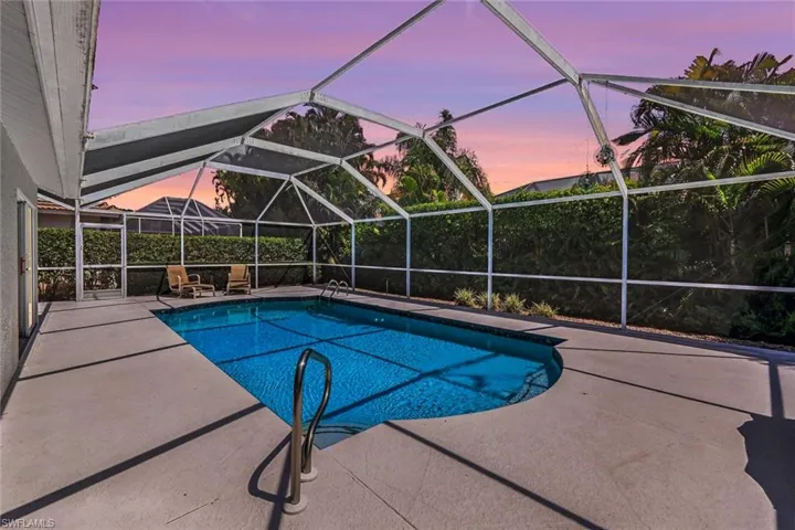 4332  Mistlethrush  LN, Naples, FL 34119