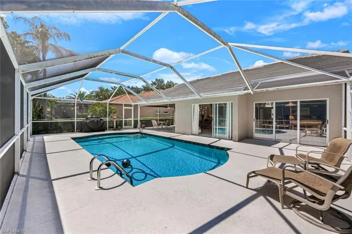 4332  Mistlethrush  LN, Naples, FL 34119