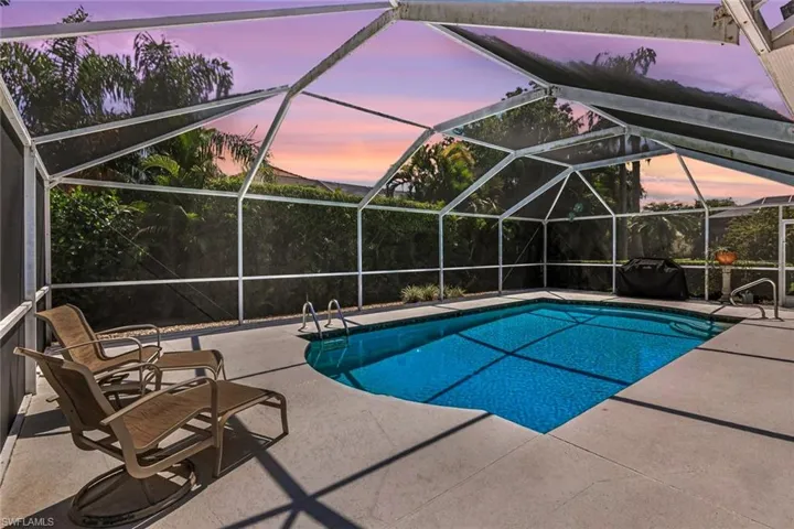 4332  Mistlethrush  LN, Naples, FL 34119