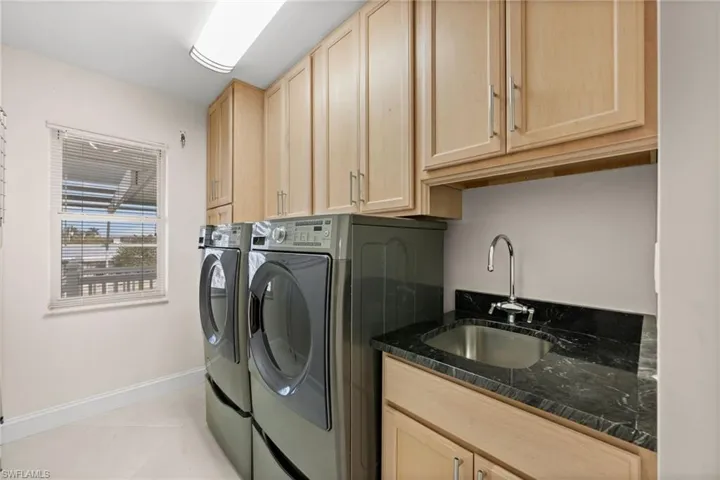 Laundry Main Floor