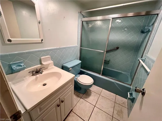 2206  Gardenia  WAY, Lehigh Acres, FL 33936