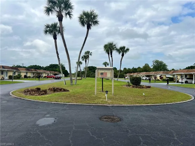 2206  Gardenia  WAY, Lehigh Acres, FL 33936