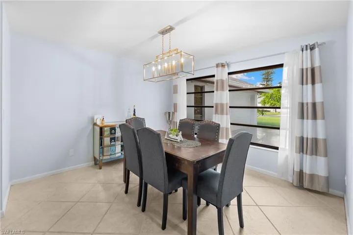 433 Golfview, Naples, Florida 34110