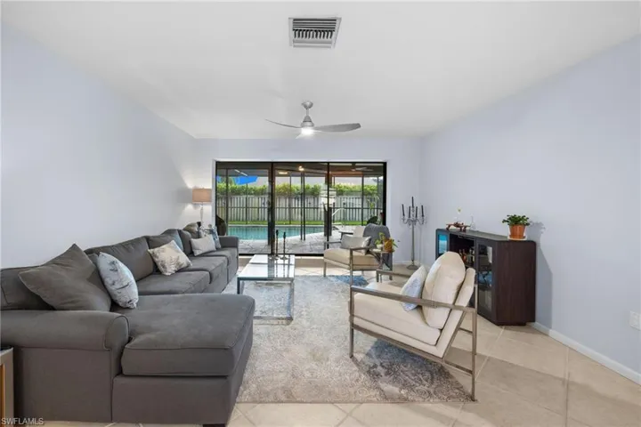 433 Golfview, Naples, Florida 34110