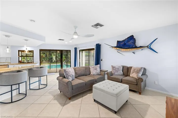 433 Golfview, Naples, Florida 34110