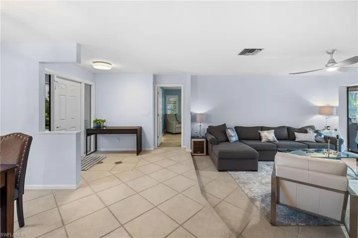 433 Golfview, Naples, Florida 34110